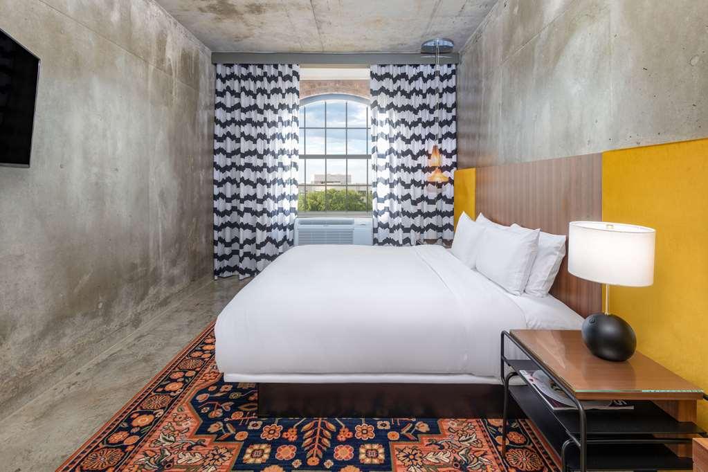 Nylo Dallas Plano Hotel, Tapestry Collection By Hilton Room photo
