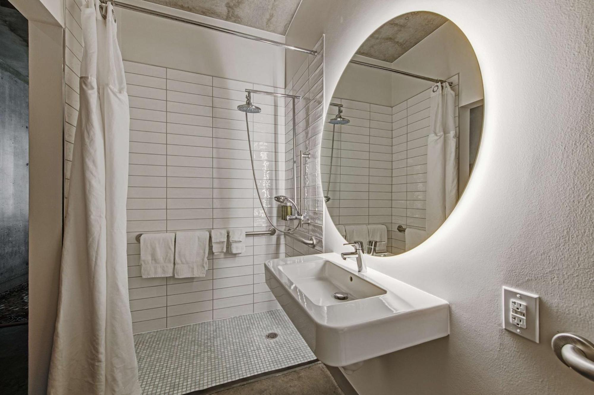 Nylo Dallas Plano Hotel, Tapestry Collection By Hilton Exterior photo